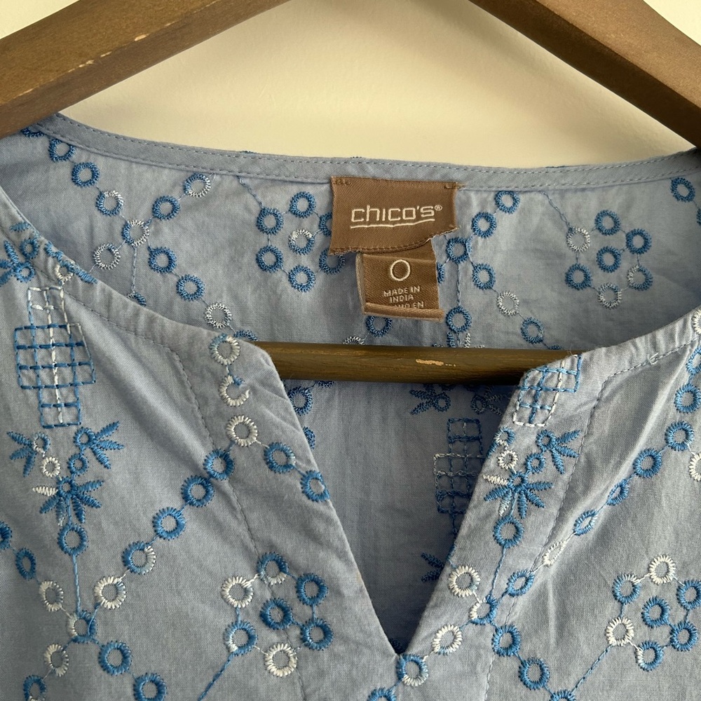 Chicos Embroidered Top Blue Size 4 US 0 Chicos - Picture 2 of 11